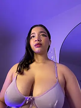 MadelineBenet online show from February 7, 2:59 am