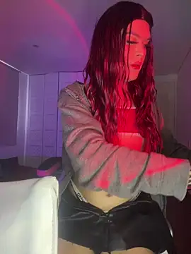 Snapshot of Mia_Frank_ chatting on February 14, 8:05 pm Mia Frank online show from February 14, 8:05 pm