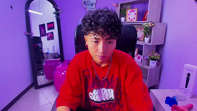 Snapshot of Im_Mathias chatting on November 4, 4:11 am Im Mathias online show from November 4, 4:11 am