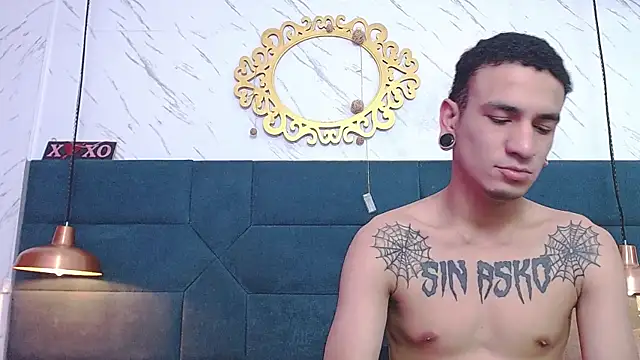 Snapshot of salome_daniel chatting on January 21, 7:39 pm salome daniel online show from January 21, 7:39 pm