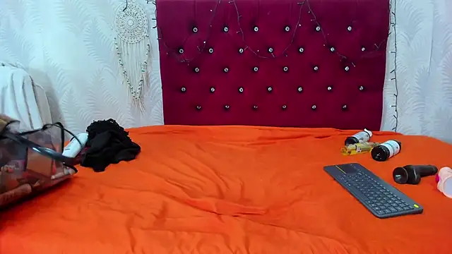 Melody Megann online show from January 31, 8:22 pm