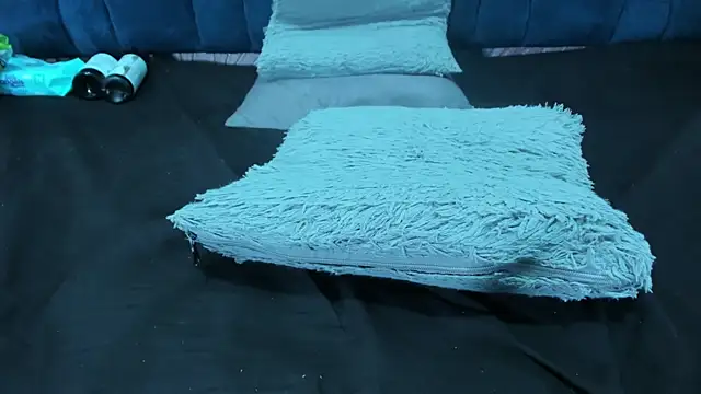 Melody Megann online show from March 9, 12:10 am