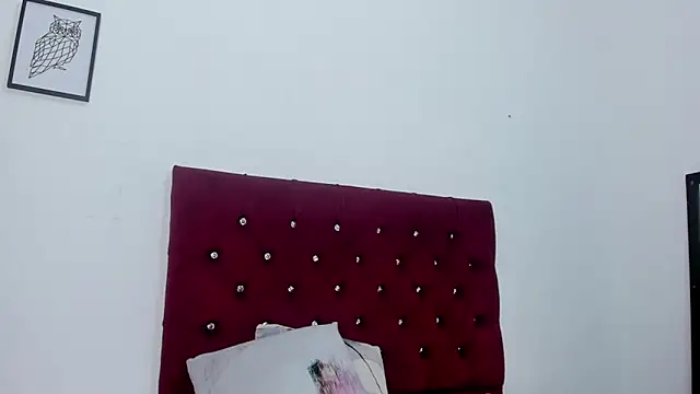 Melody Megann online show from April 21, 11:49 am