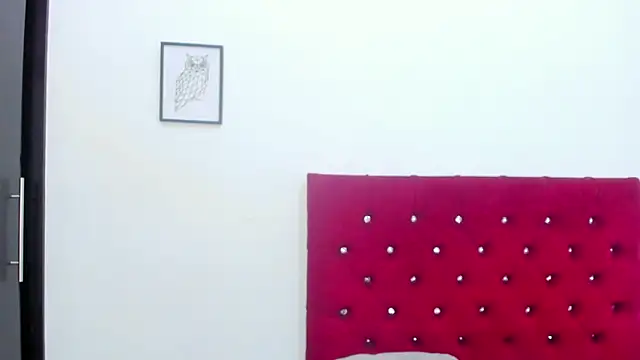 Melody Megann online show from June 6, 8:35 pm