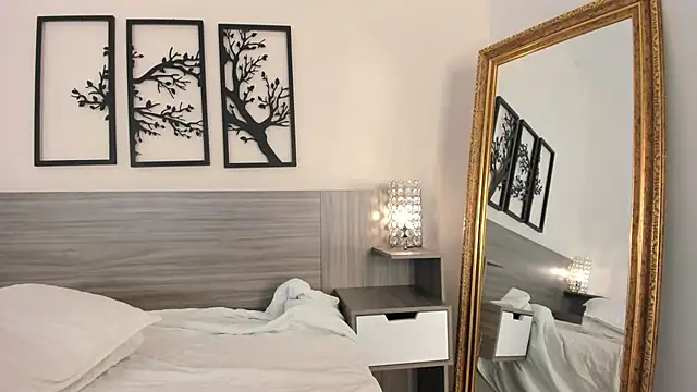 AmaraVelez online show from February 14, 6:51 pm