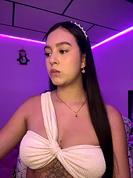 kanne mia online show from October 15, 9:15 pm