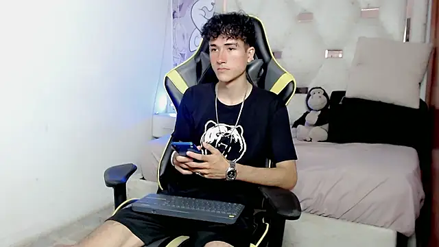 johnny cagee online show from January 14, 5:57 am