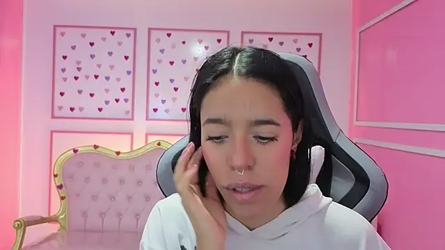 stephania t online show from September 25, 11:36 am