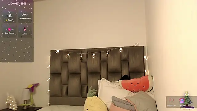 julz 03 online show from December 17, 9:27 pm