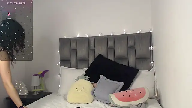 julz 03 online show from December 26, 2:48 pm