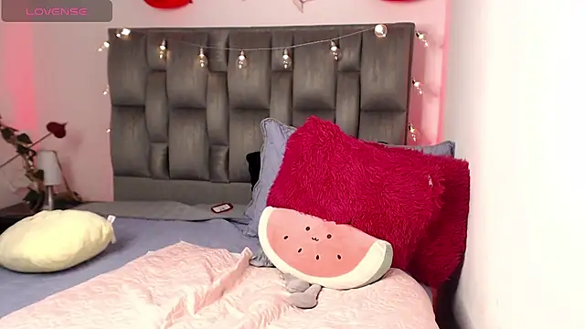 julz 03 online show from February 27, 2:21 am