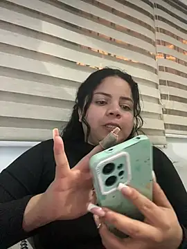 Elaa euphoria online show from December 31, 2:19 am