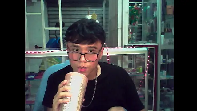 Snapshot of Baby_Cream chatting on December 10, 4:13 am Baby Cream online show from December 10, 4:13 am