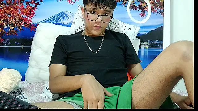 Snapshot of Baby_Cream chatting on December 15, 9:03 am Baby Cream online show from December 15, 9:03 am