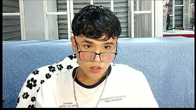 Snapshot of Baby_Cream chatting on December 16, 4:34 am Baby Cream online show from December 16, 4:34 am