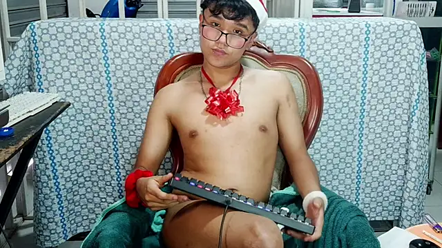 Snapshot of Baby_Cream chatting on December 21, 12:59 pm Baby Cream online show from December 21, 12:59 pm