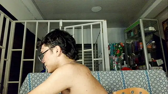 Snapshot of Baby_Cream chatting on January 7, 10:32 am Baby Cream online show from January 7, 10:32 am