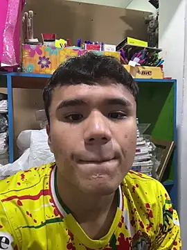 Snapshot of Baby_Cream chatting on December 18, 12:06 am Baby Cream online show from December 18, 12:06 am