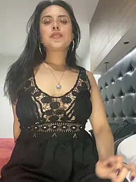 Snapshot of Effyvice13 chatting on September 15, 6:35 am Effyvice13 online show from September 15, 6:35 am