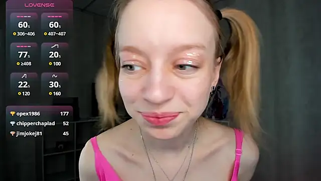 Snapshot of Michelle_Blond chatting on January 25, 10:29 am Michelle Blond online show from January 25, 10:29 am