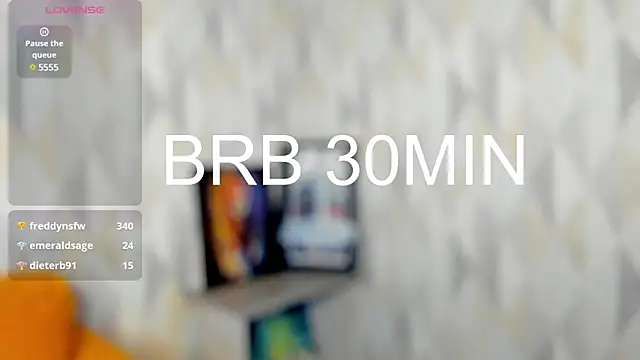 Snapshot of Michelle_Blond chatting on February 10, 10:09 am Michelle Blond online show from February 10, 10:09 am