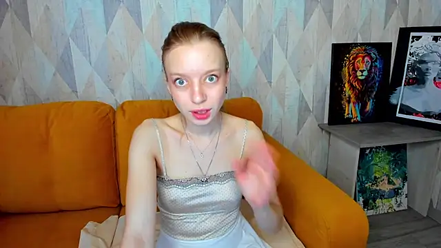 Snapshot of Michelle_Blond chatting on February 24, 9:53 am Michelle Blond online show from February 24, 9:53 am