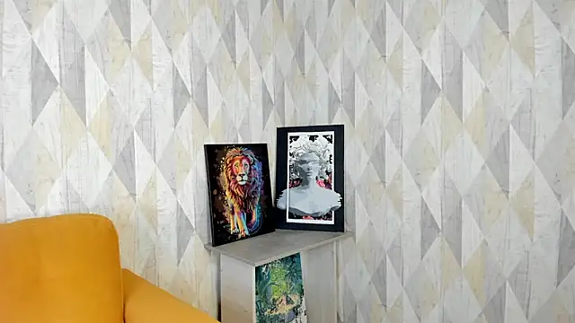 Snapshot of Michelle_Blond chatting on March 22, 10:28 am Michelle Blond online show from March 22, 10:28 am