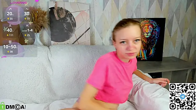 Snapshot of Michelle_Blond chatting on September 16, 7:09 am Michelle Blond online show from September 16, 7:09 am