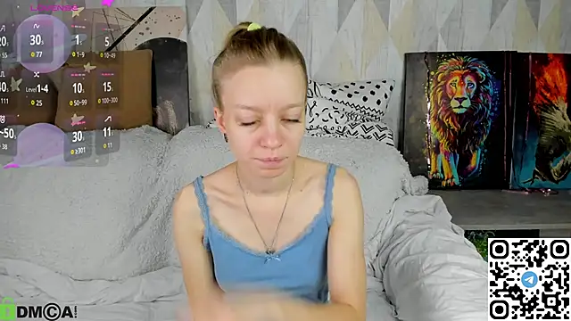 Snapshot of Michelle_Blond chatting on October 13, 8:03 am Michelle Blond online show from October 13, 8:03 am