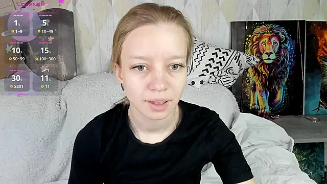 Snapshot of Michelle_Blond chatting on October 15, 9:20 am Michelle Blond online show from October 15, 9:20 am