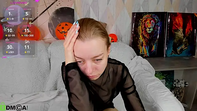 Snapshot of Michelle_Blond chatting on October 22, 7:30 am Michelle Blond online show from October 22, 7:30 am