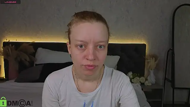 Michelle Blond online show from April 21, 12:56 am