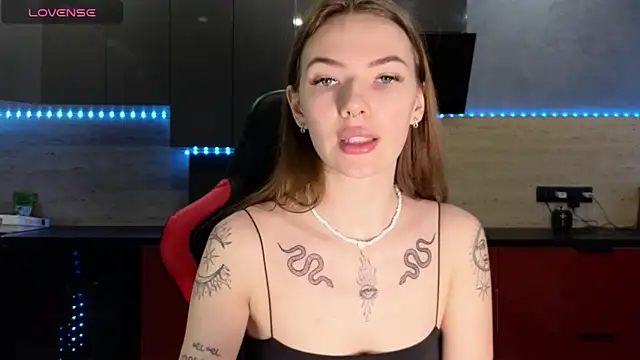 Snapshot of Vetalife chatting on December 27, 10:45 am Vetalife online show from December 27, 10:45 am