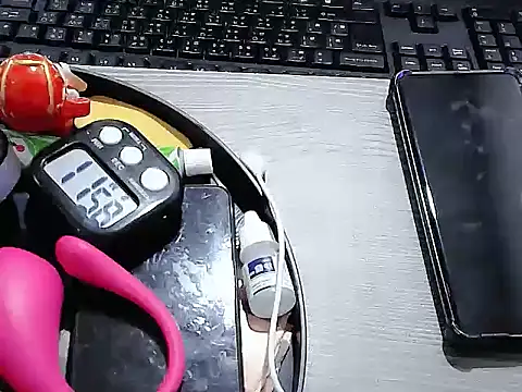 yourz tw online show from April 15, 5:03 am