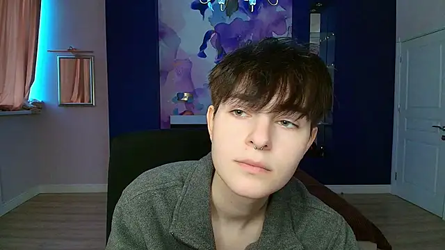 EmiliaYours online show from January 7, 12:41 pm