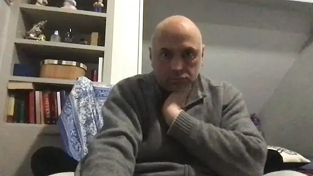 Snapshot of pantomax chatting on December 23, 5:11 pm pantomax online show from December 23, 5:11 pm