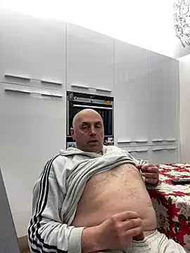 Snapshot of pantomax chatting on January 2, 1:40 pm pantomax online show from January 2, 1:40 pm