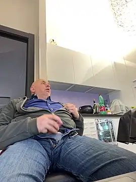 Snapshot of pantomax chatting on March 18, 12:25 pm pantomax online show from March 18, 12:25 pm