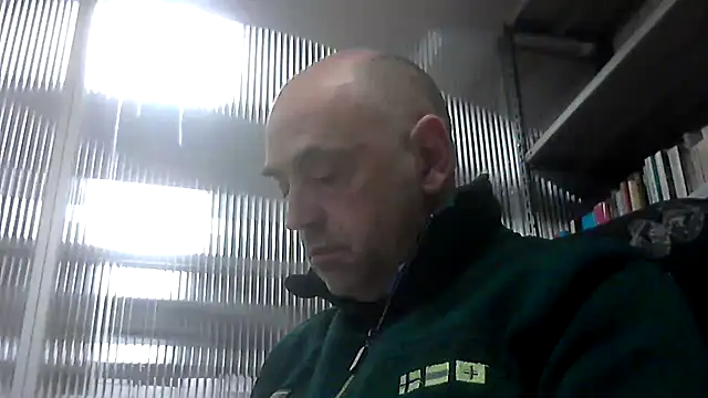 Snapshot of pantomax chatting on November 13, 12:09 am pantomax online show from November 13, 12:09 am