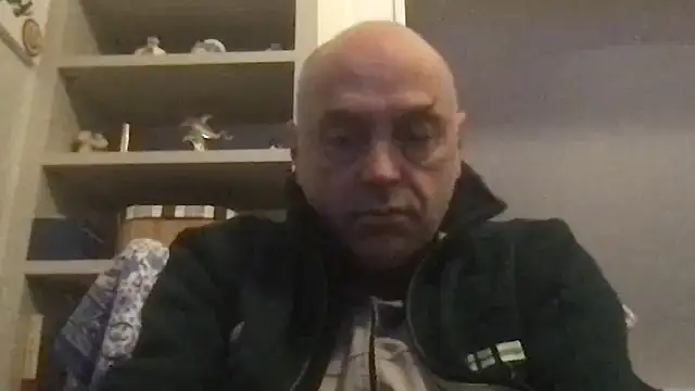 Snapshot of pantomax chatting on December 1, 10:48 pm pantomax online show from December 1, 10:48 pm