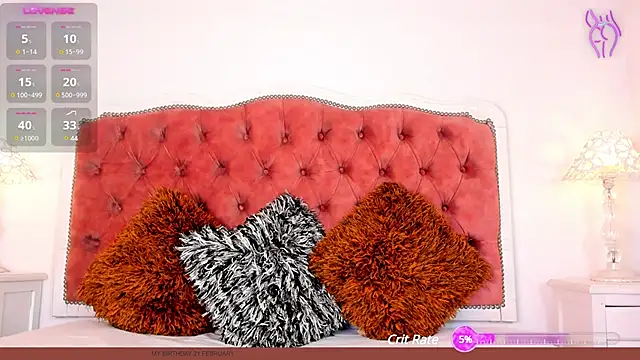 amberlitle online show from February 19, 12:00 pm