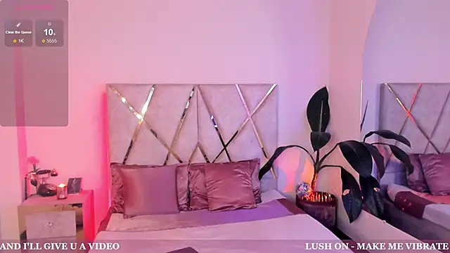 Snapshot of _CoralTrip chatting on December 11, 11:10 pm  CoralTrip online show from December 11, 11:10 pm