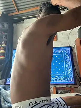 ElNegroRony online show from January 4, 5:16 pm