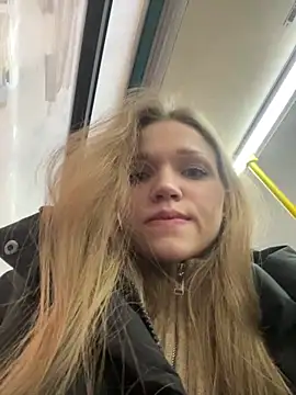 KitteCat online show from December 28, 11:09 am