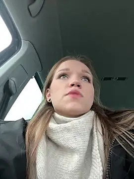 KitteCat online show from January 2, 8:06 am