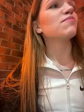 KitteCat online show from March 4, 10:02 am