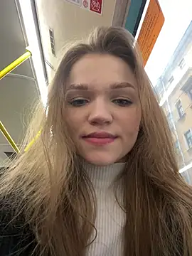 KitteCat online show from March 8, 3:24 pm