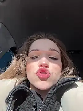 KitteCat online show from March 9, 11:03 am