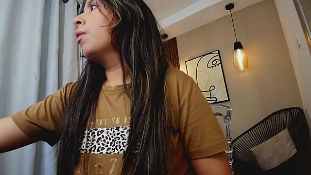 Sharlotte Milk online show from September 19, 11:00 am