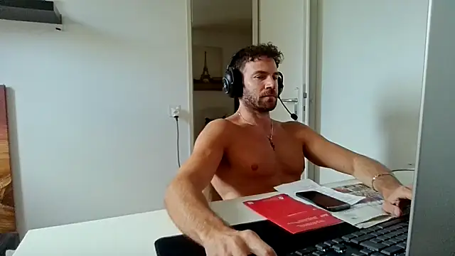 alpha-hunk online show from June 6, 9:36 am
